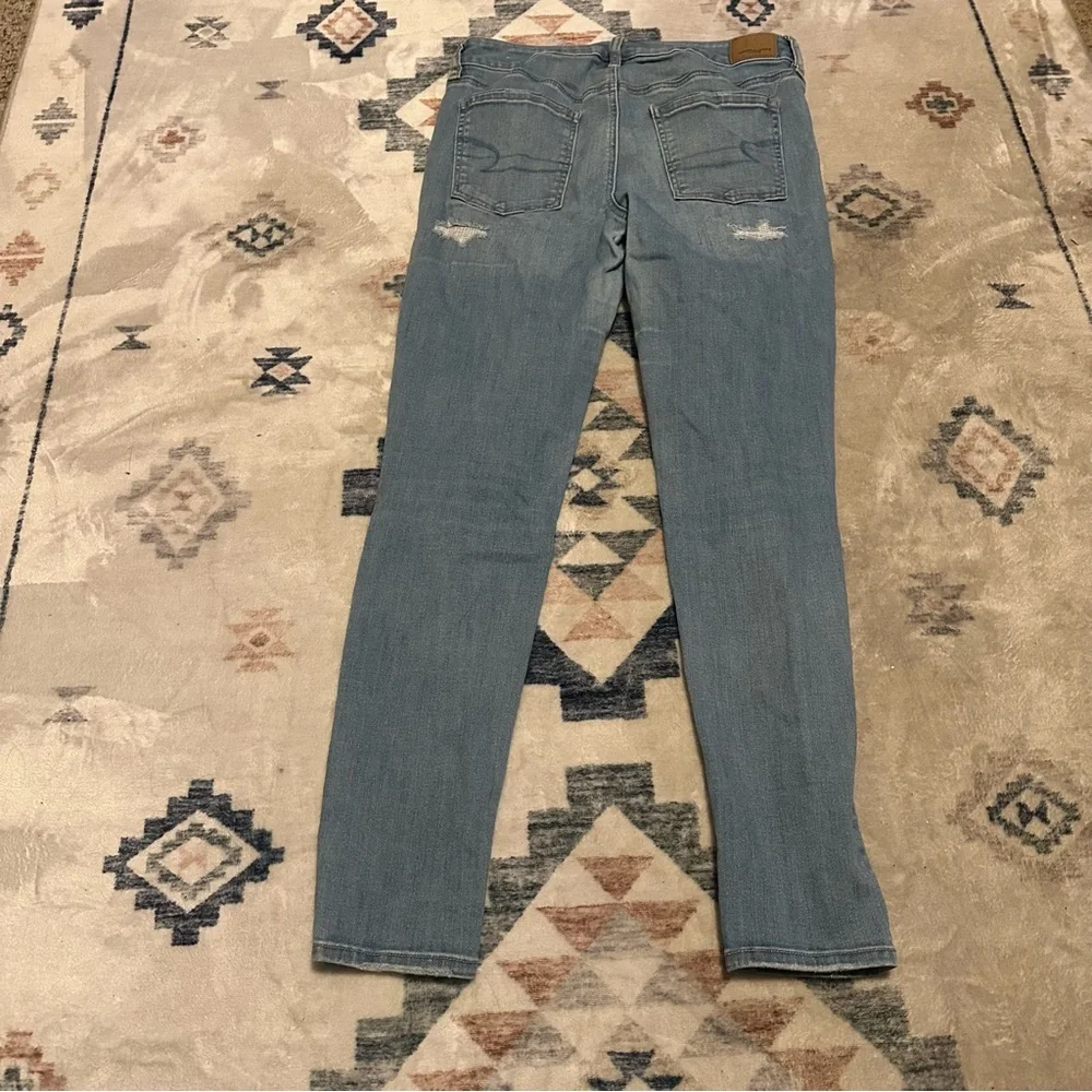 American Eagle Women's Distressed Blue Jeans Hi Rise Jegging sz 10 - Picture 5 of 8